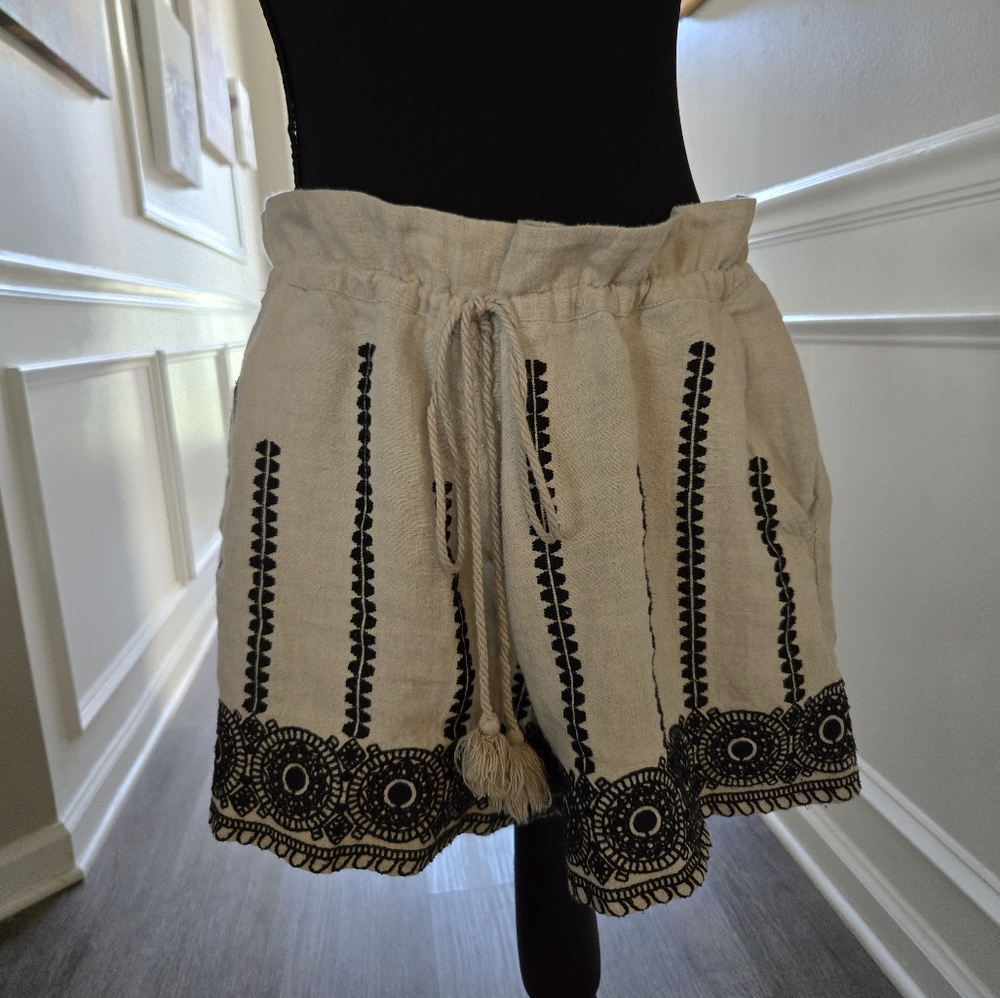 LOFT Cream and Black Cargo Shorts with Bohemian Embroidery